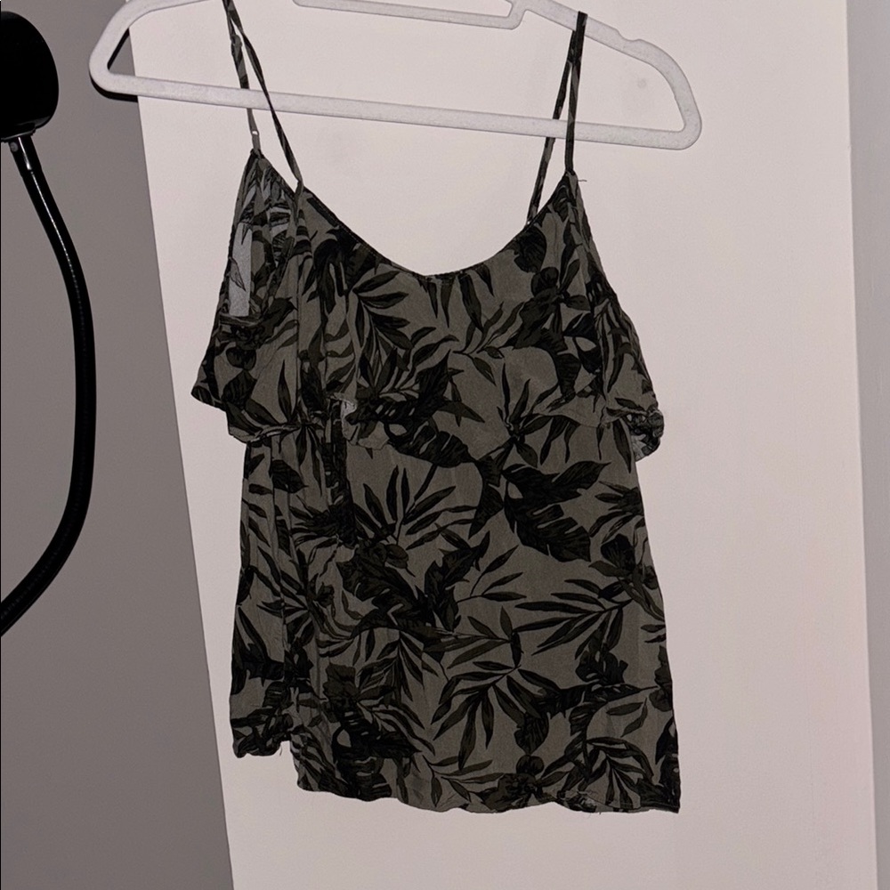 Old Navy Black and Green Ruffled Camisole